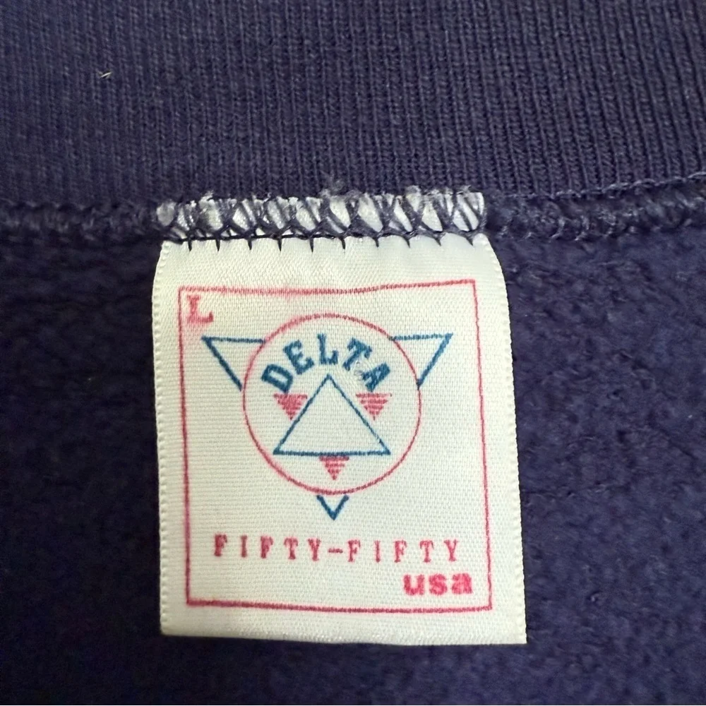 Vintage 80s Delta Kentucky Applique Crewneck Sweater Size L Made in USA Retro